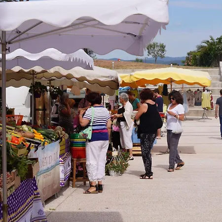 Kleine An Der Cote D'azur By Interhome *